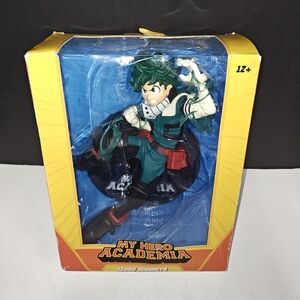 My Hero Academia Anime TV Show IZUKU MIDORIYA (DEKU) Figure McFarlane Toys